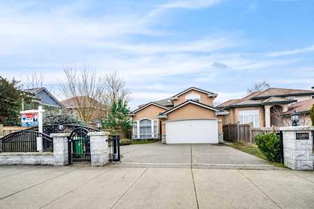11891 Railway Avenue Richmond, BC V7E 6N9