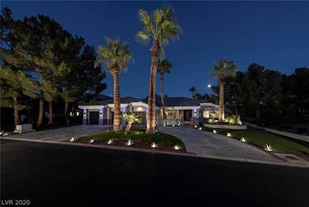 1704 Silver Oaks St Las Vegas, NV 89117