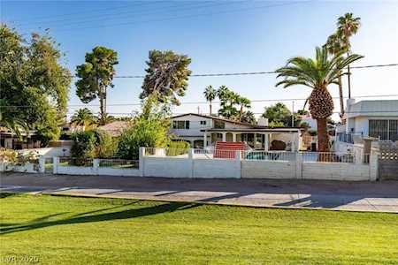 1962 Ottawa Dr Las Vegas, NV 89169