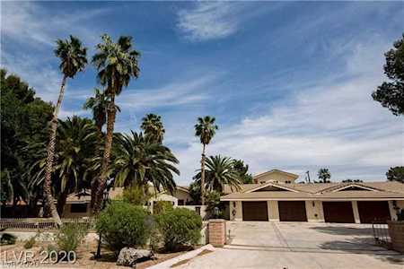 7172 La Puebla St Las Vegas, NV 89120