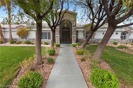 2201 S Tenaya Way Las Vegas, NV 89117