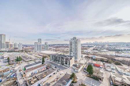 2085 Skyline Court #1607 Burnaby, BC V5C 0M6