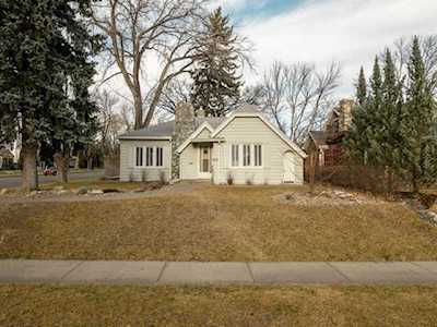 1301 7 Ave S Lethbridge, AB T1J 1