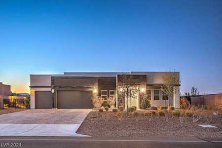 8018 Ford Ave Las Vegas, NV 89113