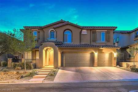 521 Puenta Del Rey St Las Vegas, NV 89138