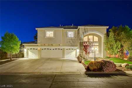 6970 Stone Meadows Ave Las Vegas, NV 89142