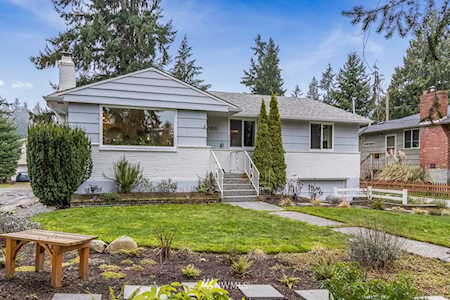 19831 Fremont Ave N Shoreline, WA 98133