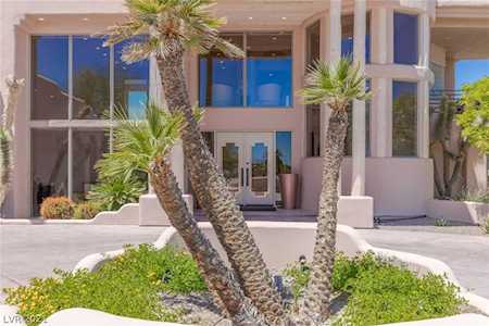 9880 Elkhorn Rd Las Vegas, NV 89149