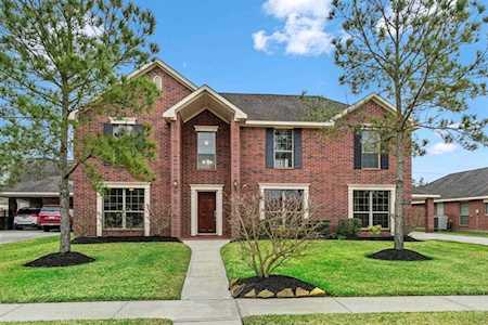6819 Amistad Ct Manvel, TX 77578