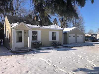 18943 Farmington Rd Livonia, MI 48152