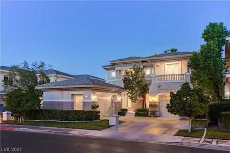 504 Pinnacle Heights Ln Las Vegas, NV 89144