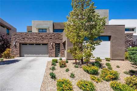 10310 Jade Gardens Dr Las Vegas, NV 89135