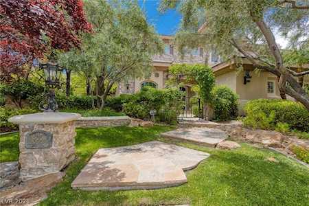 405 Royalton Dr Las Vegas, NV 89144