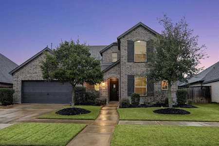 2210 Umber Oaks Ln Brookshire, TX 77423