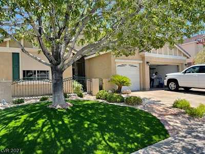 68 Montagna Mirage St Henderson, NV 89012