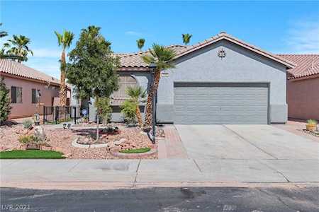 3546 Driving Range St Las Vegas, NV 89122