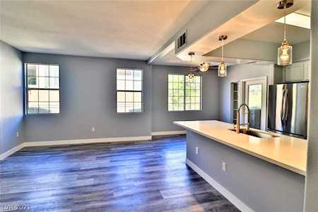 9901 Trailwood Dr #1104 Las Vegas, NV 89134