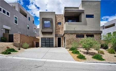 221 Glen Lee St Henderson, NV 89012