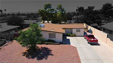 2051 Capistrano Ave Las Vegas, NV 89169