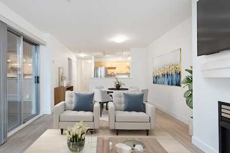 3023 W 4th Avenue #205 Vancouver, BC V6K 1R5