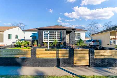 4176 Carfax Ave Lakewood, CA 90713