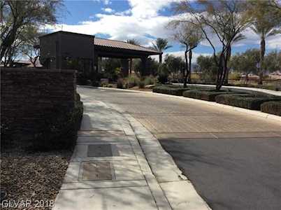 7381 Summer Duck Way North Las Vegas, NV 89084
