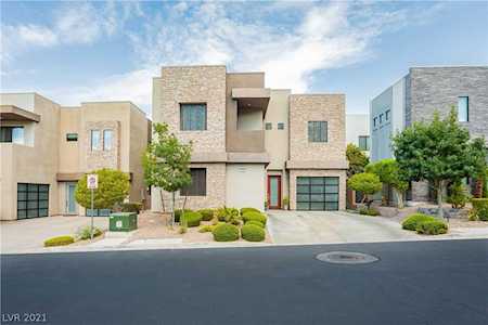 216 Errogie St Henderson, NV 89012
