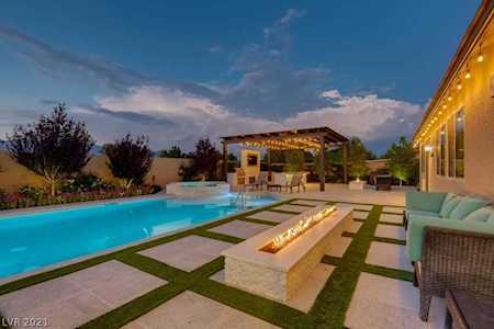6176 Twilight Cove Circle Las Vegas, NV 89131