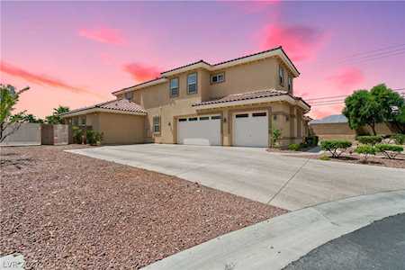 8795 Lufield Ridge Ct Las Vegas, NV 89149
