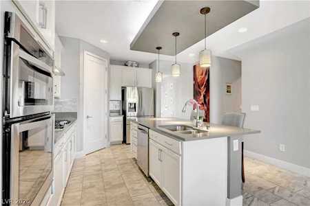 10342 Kesington Dr Las Vegas, NV 89135