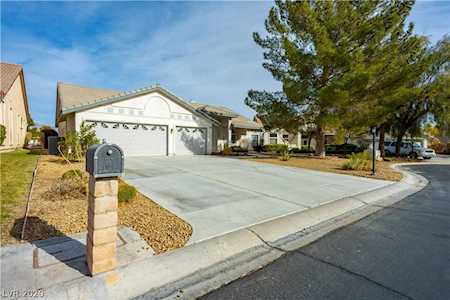 5304 Lochmor Ave Las Vegas, NV 89130