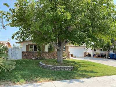 5208 Doe Ave Las Vegas, NV 89146