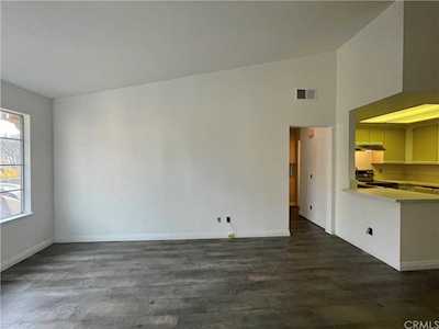 94 Alicante Aisle #133 Irvine, CA 92614