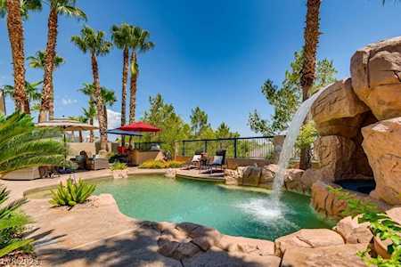 1004 Sleepy Creek Ct Las Vegas, NV 89144
