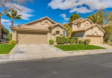 1345 Fox Acres Dr Las Vegas, NV 89134