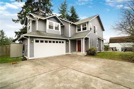 605 SW 126th St Burien, WA 98146