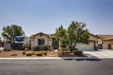 5761 Speaking Rock Ave Las Vegas, NV 89131