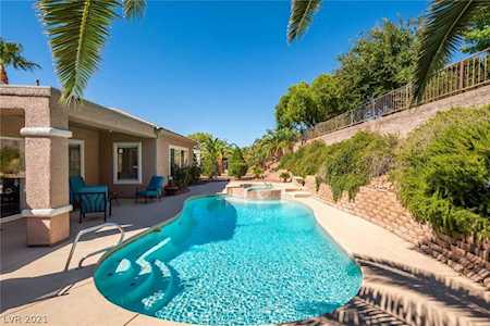1612 Heritage Springs Dr Henderson, NV 89052