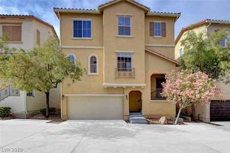8936 Jennifer Anne Las Vegas, NV 89149