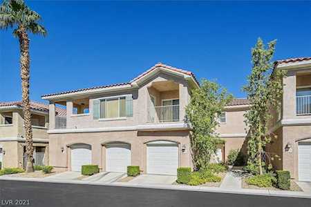 251 S Green Valley Parkway #1812 Henderson, NV 89012