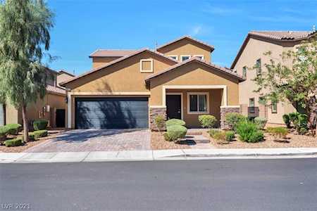 10263 Glacier Pool St Las Vegas, NV 89178