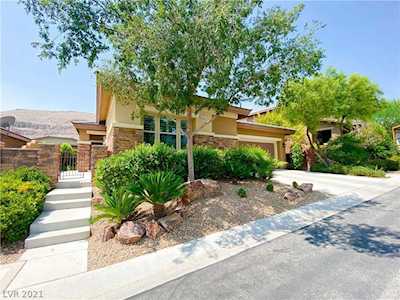 5501 Alden Bend Dr Las Vegas, NV 89135