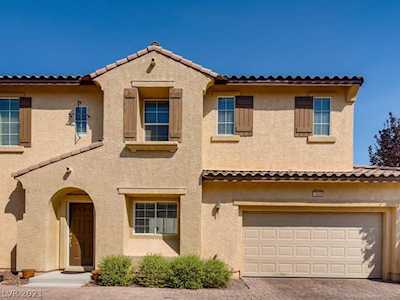 1034 Shades End Ave North Las Vegas, NV 89081