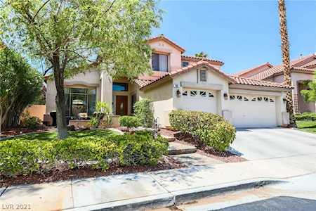 705 White Falcon St Las Vegas, NV 89144