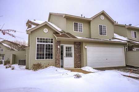 2441 Oakridge Circle Hudson, WI 54016