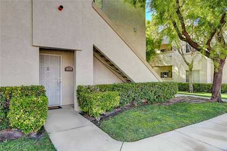 6480 Annie Oakley Dr #413 Las Vegas, NV 89120