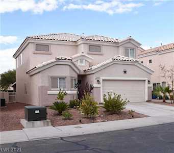 1532 Broken Bell Ln Henderson, NV 89002