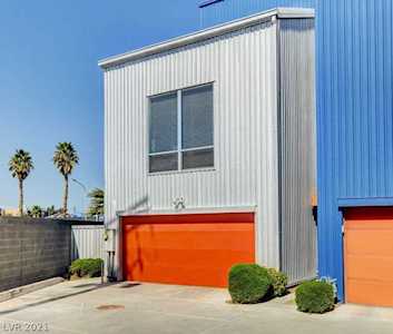 1970 Pin Oak Ave Las Vegas, NV 89101
