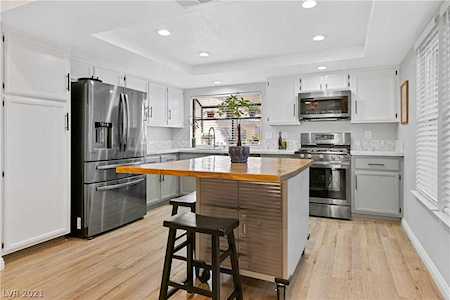 2411 Pickwick Dr Henderson, NV 89014