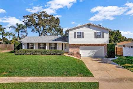 202 Shady Holw Casselberry, FL 32707